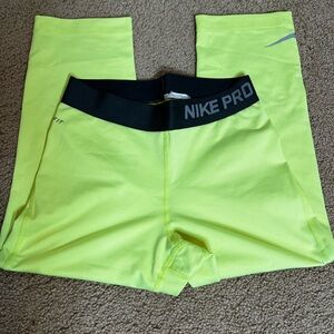 Nike Pro